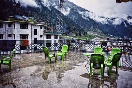 Royal Hotel Naran Exteriér fotografie